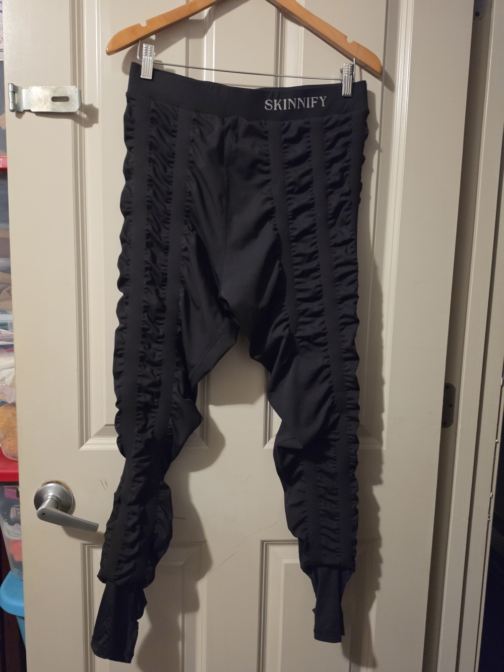 Skinnify Black Ruched Leggings with High Elastic Waistband